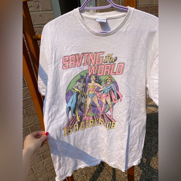 UO Female Superhero Graphic Tee - Picture 4 of 4